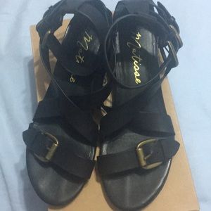 Matisse Larissa Black sandals